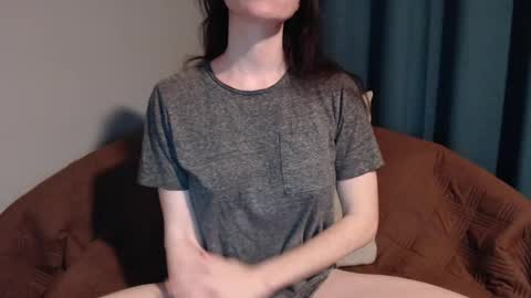 TinyyTina online show from October 7, 6:54 am