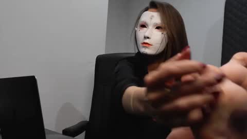 Tinks online show from February 15, 4:53 am