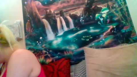 tipthekittenxo online show from March 1, 2:13 am