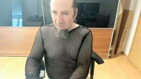 Tirolerboy27 online show from June 25, 12:09 pm