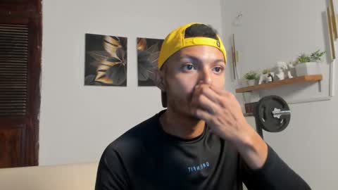 titobell10 online show from April 1, 4:02 am