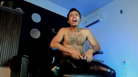 titobell10 online show from June 27, 7:08 pm