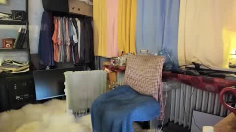 liebe es mich nackt vor der cam zu zeigen online show from November 8, 10:15 am