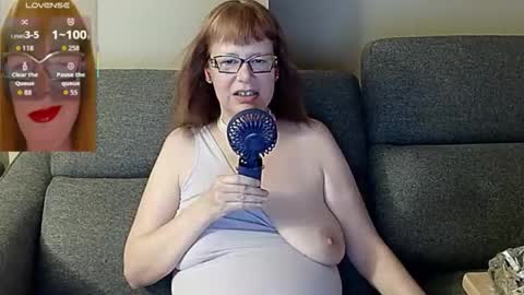 tittylandqc online show from March 18, 1:42 am