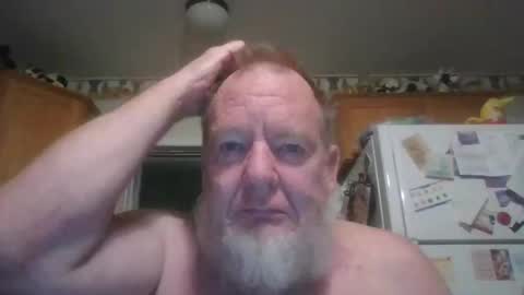 tiusflow online show from October 31, 11:00 am