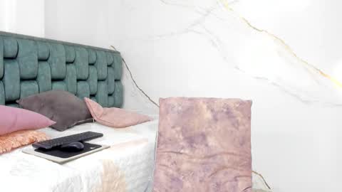 Tivizay online show from October 4, 2:37 pm