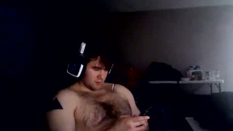 Snapshot of tizzledude chatting on July 21, 5:32 am tizzledude online show from July 21, 5:32 am