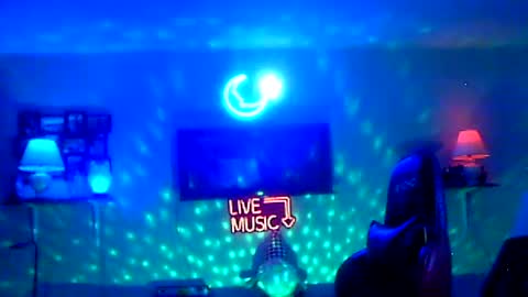 Snapshot of tkthedj chatting on June 28, 10:05 pm TK online show from June 28, 10:05 pm