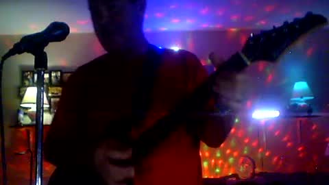 Snapshot of tkthedj chatting on July 7, 2:14 am TK online show from July 7, 2:14 am