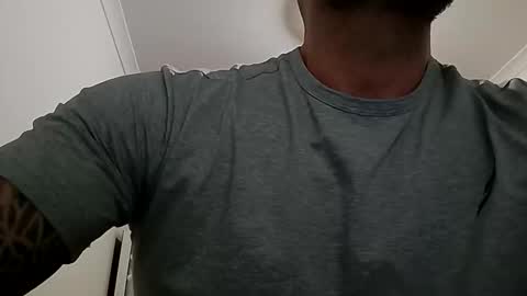 Snapshot of tlsamanite chatting on March 29, 2:55 am tlsamanite online show from March 29, 2:55 am