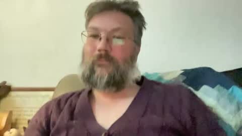 Snapshot of tmosmun chatting on February 20, 2:40 am Tim online show from February 20, 2:40 am