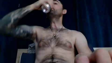 Snapshot of tobi19899 chatting on December 27, 8:24 am Jan5676 online show from December 27, 8:24 am