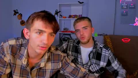 Snapshot of tobi_yours chatting on October 18, 7:03 pm tobi_yours online show from October 18, 7:03 pm