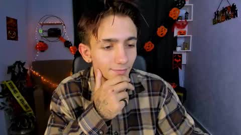 Snapshot of tobi_yours chatting on October 20, 12:27 pm tobi_yours online show from October 20, 12:27 pm