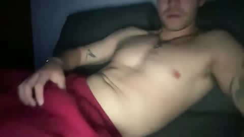 Snapshot of tobiasteseo chatting on November 14, 2:21 am tobiasteseo online show from November 14, 2:21 am