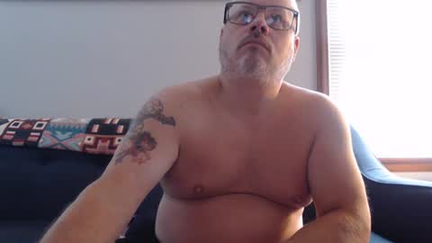Snapshot of toddbator chatting on August 1, 1:10 pm Todd Bator online show from August 1, 1:10 pm