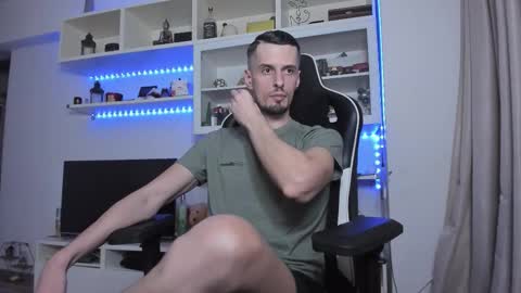 Todd online show from November 6, 2:12 am