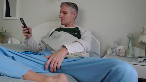 Daniel Bisexual uncut 20cm online show from January 26, 8:03 am