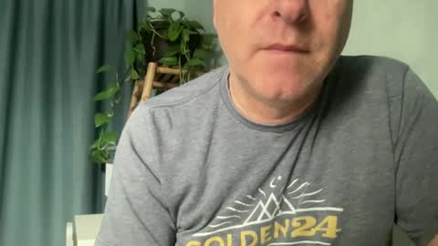 Snapshot of toggaman chatting on January 1, 6:27 pm Joshua1983 online show from January 1, 6:27 pm