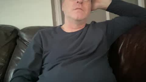 Snapshot of toggaman chatting on January 15, 4:32 pm Joshua1983 online show from January 15, 4:32 pm