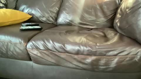 Snapshot of toggaman chatting on January 20, 5:37 pm Joshua1983 online show from January 20, 5:37 pm