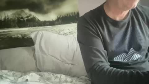 Snapshot of toggaman chatting on October 21, 3:24 pm Joshua1983 online show from October 21, 3:24 pm