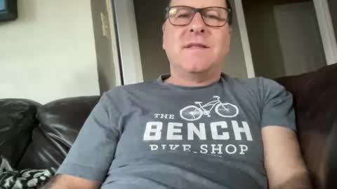 Snapshot of toggaman chatting on November 4, 3:33 pm Joshua1983 online show from November 4, 3:33 pm