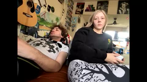 Snapshot of tohottohandletocoldtohold chatting on March 1, 10:12 pm tohottohandletocoldtohold online show from March 1, 10:12 pm