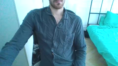 Snapshot of toja112 chatting on January 22, 10:07 am Martin online show from January 22, 10:07 am