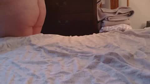 Snapshot of tokenpoken64 chatting on January 9, 8:28 am tokenpoken64 online show from January 9, 8:28 am