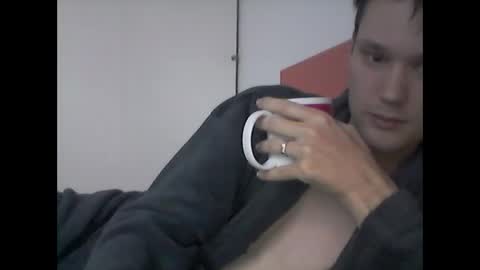 tokiomotel online show from February 19, 8:10 am