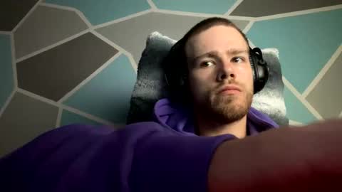 Snapshot of tokkel9999 chatting on December 10, 12:06 am Tokkel online show from December 10, 12:06 am