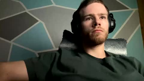 Snapshot of tokkel9999 chatting on January 10, 11:39 pm Tokkel online show from January 10, 11:39 pm