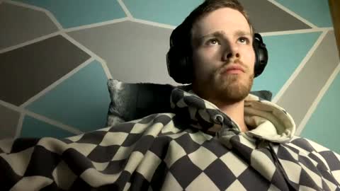 Snapshot of tokkel9999 chatting on January 17, 11:40 pm Tokkel online show from January 17, 11:40 pm