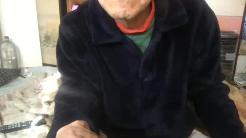 Snapshot of tokyo2024 chatting on February 3, 1:26 am small man online show from February 3, 1:26 am