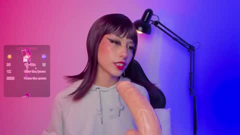 Snapshot of tokyo_blues chatting on December 18, 12:10 am Halsey Sofii online show from December 18, 12:10 am