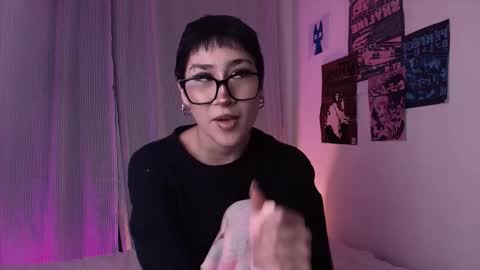 Halsey  Sofii  online show from December 15, 4:06 am
