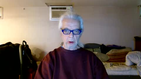 Snapshot of tom112292014 chatting on December 6, 6:39 pm tom112292014 online show from December 6, 6:39 pm