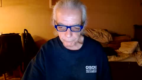 Snapshot of tom112292014 chatting on December 29, 4:38 am tom112292014 online show from December 29, 4:38 am