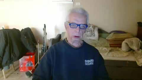 Snapshot of tom112292014 chatting on March 10, 3:20 pm tom112292014 online show from March 10, 3:20 pm