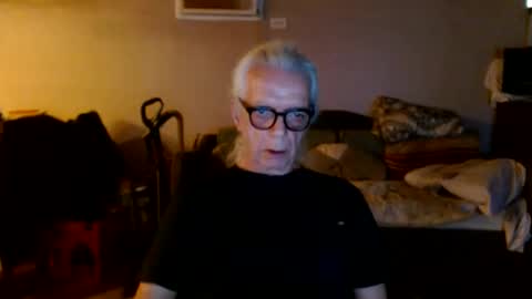 Snapshot of tom112292014 chatting on September 13, 11:32 am tom112292014 online show from September 13, 11:32 am