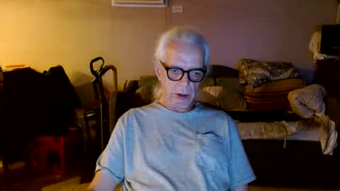Snapshot of tom112292014 chatting on September 20, 11:22 am tom112292014 online show from September 20, 11:22 am