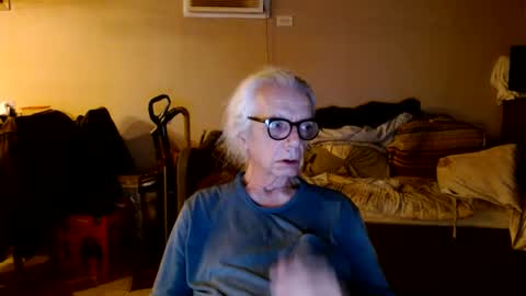Snapshot of tom112292014 chatting on October 1, 2:28 am tom112292014 online show from October 1, 2:28 am