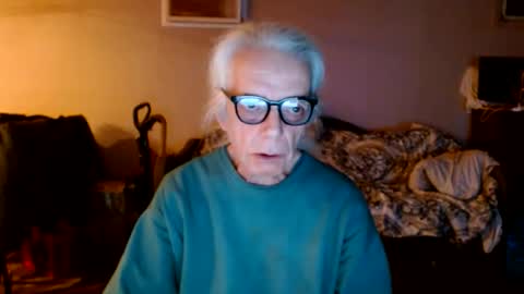 Snapshot of tom112292014 chatting on January 12, 3:56 am tom112292014 online show from January 12, 3:56 am