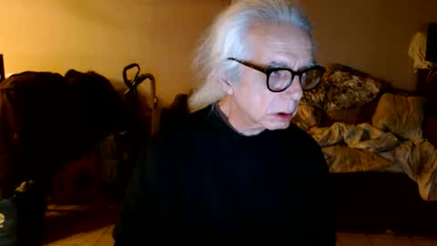 tom112292014 online show from April 12, 1:32 am