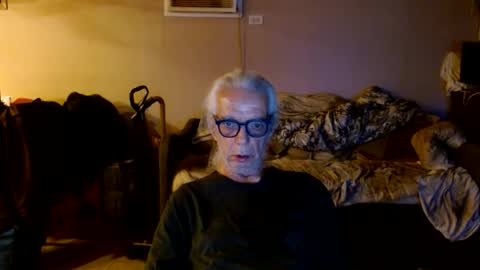 tom112292014 online show from May 20, 3:02 am