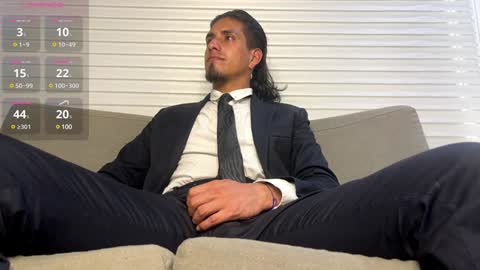 TOM online show from January 5, 1:15 pm