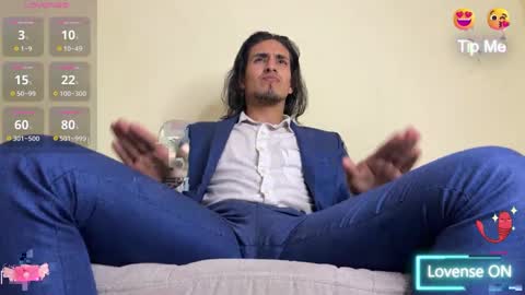 TOM online show from March 7, 9:27 pm