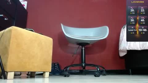 Tom online show from February 14, 12:03 pm