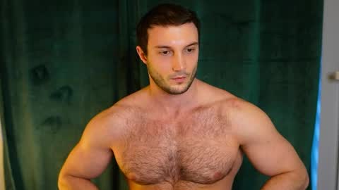 Tom online show from April 7, 4:29 pm